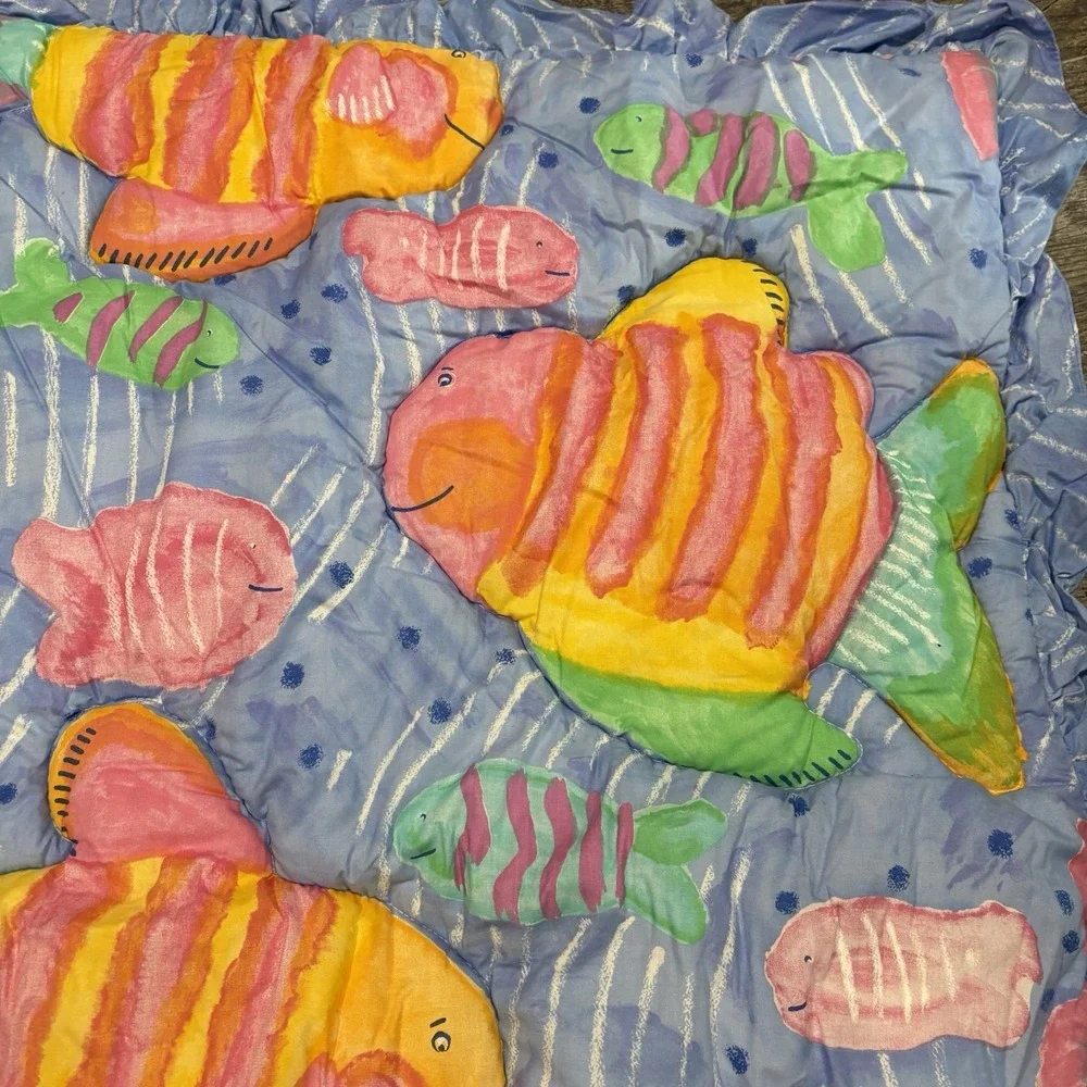 Vtg Colorful Fish Baby Quilt Crib Blanket Comforter Y2K Ruffle Hem 43x 34